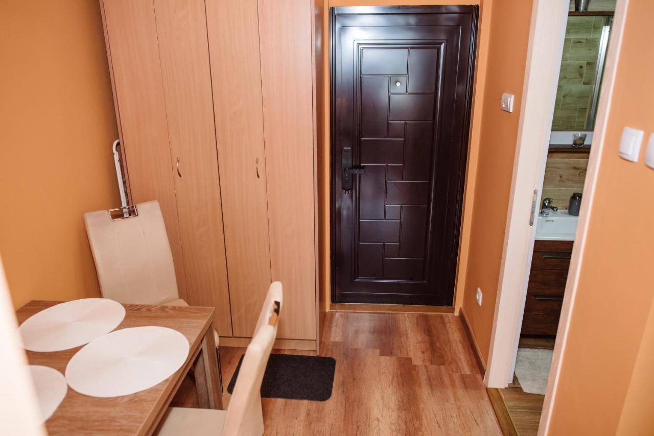 Apartamento Lara Apartman Subotica Exterior foto