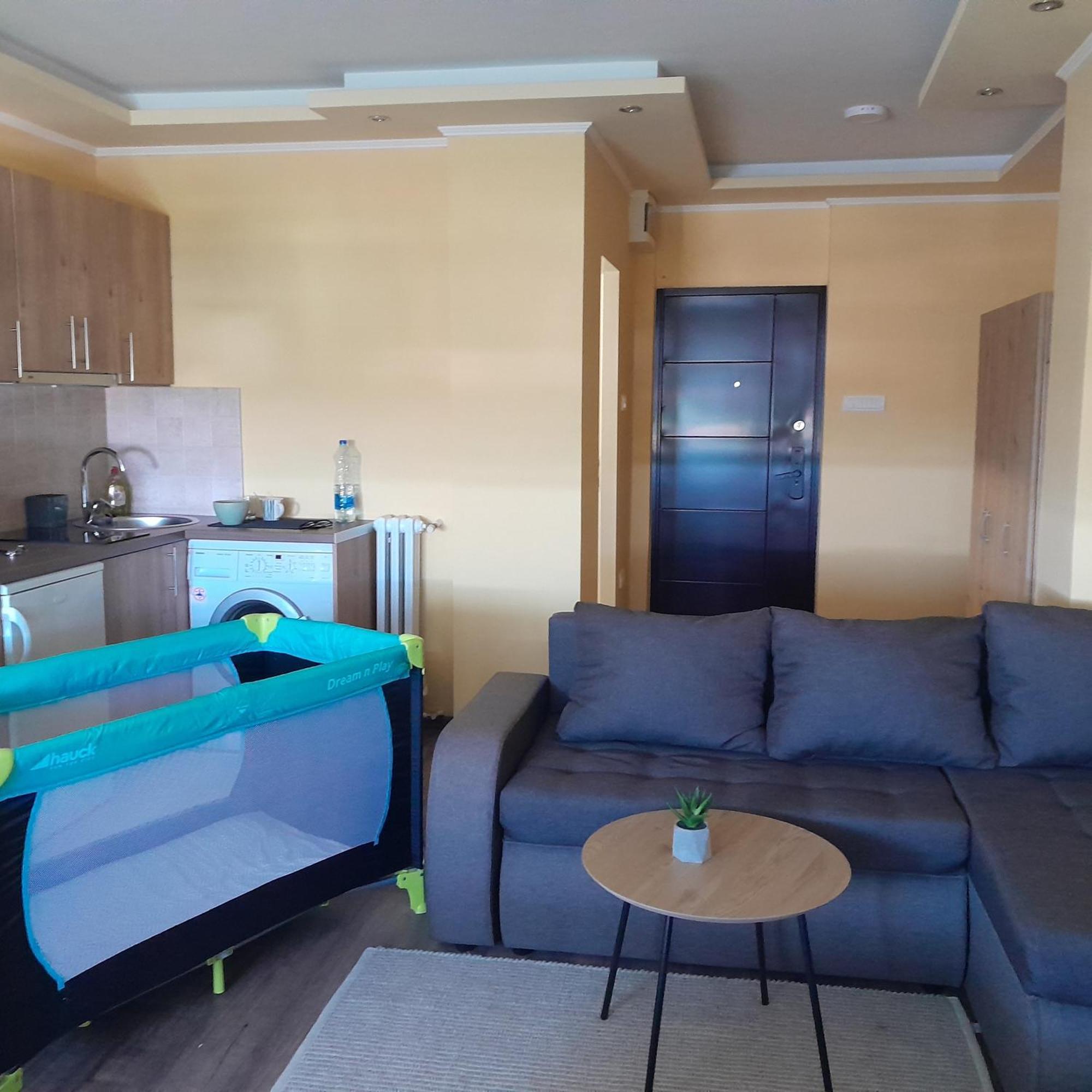 Apartamento Lara Apartman Subotica Exterior foto